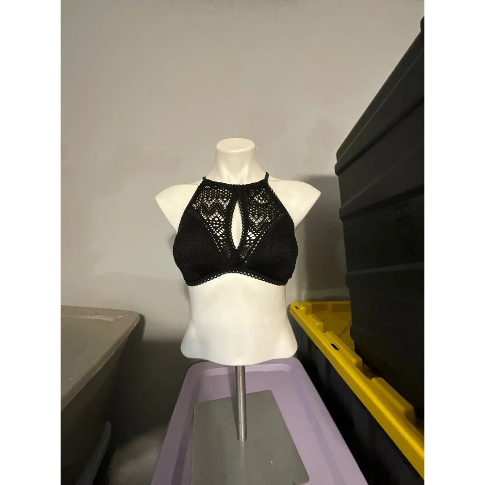 Adore Me Black Crochet High Neck Keyhole Bikini Top Large Crisscross Tie Back‎